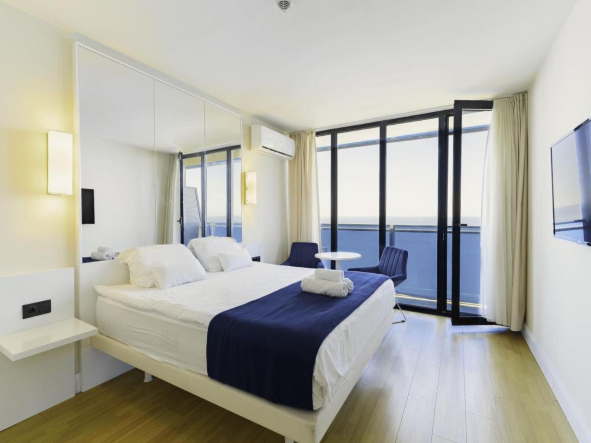 Black Sea Apartment In Orbi City Batumi Luaran gambar