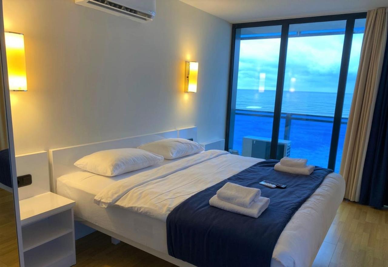 Black Sea Apartment In Orbi City Batumi Luaran gambar